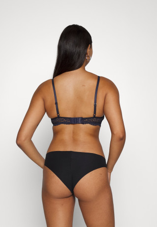 Tommy Hilfiger BRAZILIAN 3 PACK Briefs black/white/misty blush BRAZILIAN 3 PACK Трусы черный/белый/туманный румянец