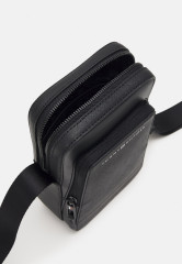 Tommy Hilfiger BUSINESS CROSSOVER UNISEX Across body bag black BUSINESS CROSSOVER UNISEX Сумка через плечо черный