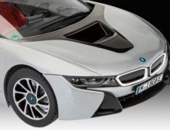 Revell BMW i8 1:24 БМВ i8 1:24