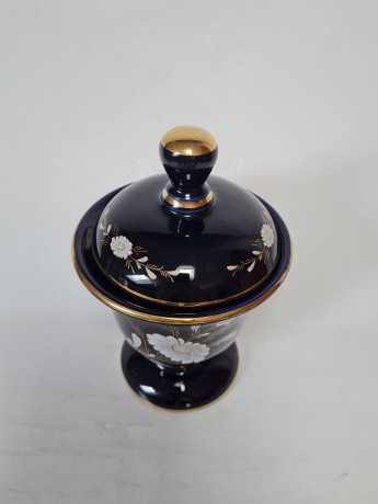KERAMOS Сахарница "Цветы на синем фоне" с позолотой, 18.5смx12.5см, Италия, 1950-60гг.