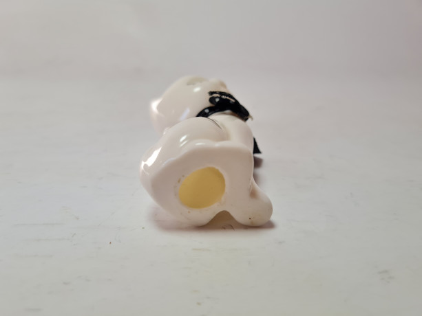 Винтажная фигурка "Кошечка с бантиком", 3.5см x 6.6см, Германия, 1960-70гг. 