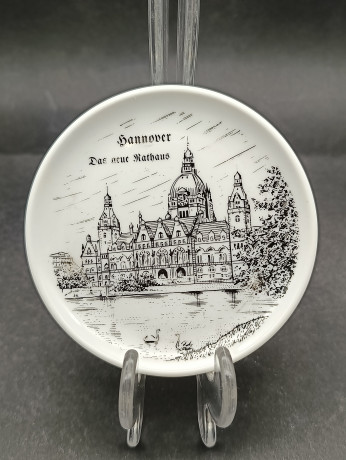 Набор декоративных тарелок винтажных Furstenberg "Немецкие города", в заводской упаковке, фарфор, 6 шт., 9.5 см, Германия, 1970-80гг.