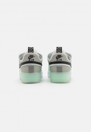 Nike Sportswear AIR FORCE 1 REACT UNISEX Sneaker low photon dust/white/mint foam/olive aura/vivid green/particle grey AIR FORCE 1 REACT UNISEX Низкие кроссовки женские фотонная пыль/белый/мятная пена/оливковая аура/ярко-зеленый/серая частица