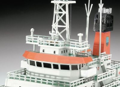 Revell German Research Vessel Meteor Немецкое исследовательское судно Метеор