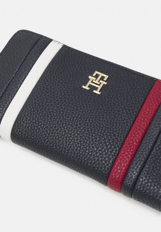Tommy Hilfiger EMBLEM  Wallet space blue ЭМБЛЕМА кошелек космический синий