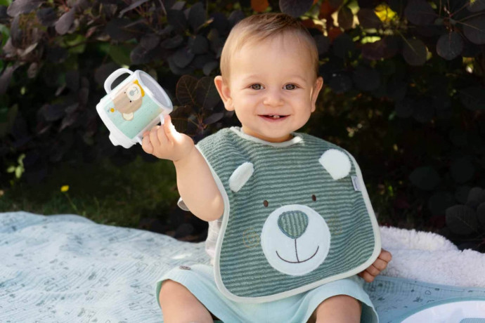 Sterntaler Plastik-Klettlatzchen 3er Set  Пластиковые нагрудники на липучках, набор из 3 шт.