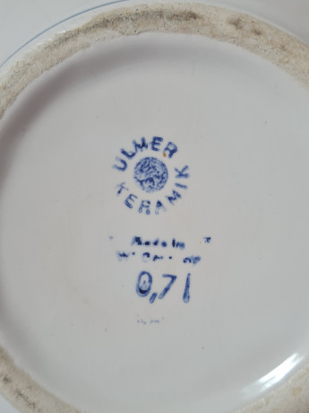 Ulmer Keramik Керамический кувшин с крышкой для вина, белый фарфор с голубым цветочным орнаментом, 700 мл, 21 x 16,5 см, Германия, 1960-70гг.