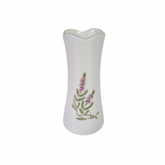 Ваза винтажная Hackefors Porslin Sweden, белый фарфор с фиолетово-зеленым цветочным декором и позолотой, 12 x 5,5 см, Швеция, 1960-70гг.