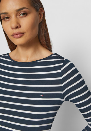 Tommy Hilfiger HERITAGE BOAT NECK TEE 3/4 Long sleeved top midnight/classic white HERITAGE BOAT NECK TEE 3/4 Топ с длинными рукавами полночь/классический белый