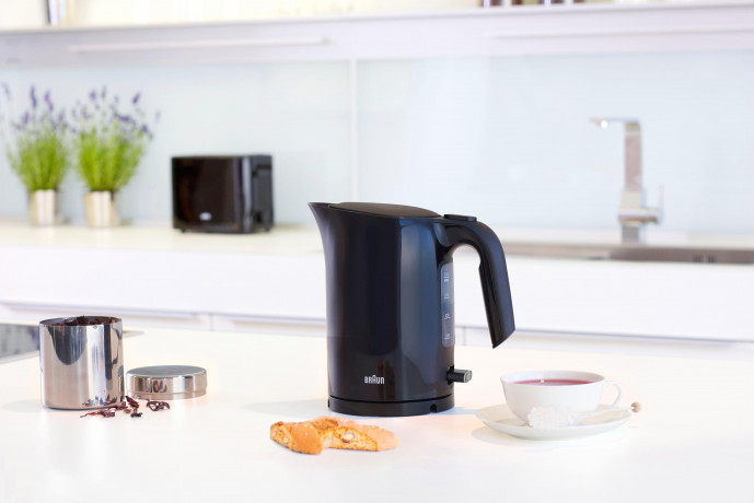Braun Braun Wasserkocher WK 3100 BK, 1,7 l, 2200 W  Чайник Braun WK 3100 BK, 1,7 л, 2200 Вт