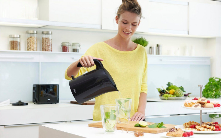 Braun Braun Wasserkocher WK 3100 BK, 1,7 l, 2200 W  Чайник Braun WK 3100 BK, 1,7 л, 2200 Вт