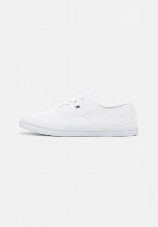 Tommy Hilfiger ESSENTIAL KESHA LACE Trainers white ESSENTIAL KESHA LACE Кроссовки белый