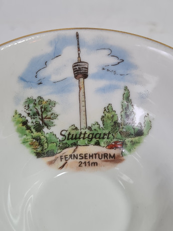 Кофейная пара Orenz Bavaria, белый фарфор с позолоченным цветочным узором и символом г. Штутгарт, 9 x 4,5 см / 11 см, Германия, 1960-70гг.