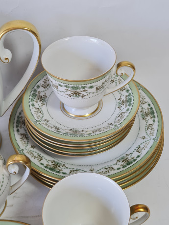 Сервиз чайный винтажный Tirschenreuther / Hutschenreuther Gruppe на 5 персон с зеленым узором, фарфор, Германия, 1960-70гг.