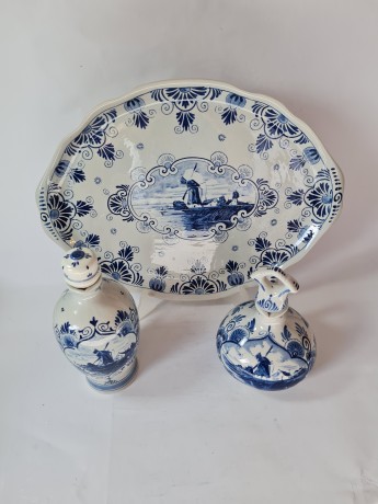 НАБОР винтажный 2 кувшина + блюдо Delft Blue / Erven Lucas Bols Amsterdam 1575, делфтский фарфор, ручная роспись, Голландия, 1950-60гг.