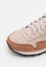Nike Sportswear AIR PEGASUS 83 UNISEX Sneaker low fossil stone/canyon rust/fossil rose AIR PEGASUS 83 UNISEX Низкие кроссовки женские ископаемый камень / каньонная ржавчина / ископаемая роза