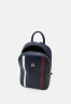 Tommy Hilfiger EMBLEM BACKPACK Rucksack space blue РЮКЗАК "ЭМБЛЕМА" Рюкзак космический синий
