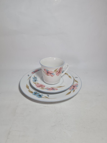 Чайное трио винтажное Winterling Marktleuthen Bavaria с розовыми и голубыми цветами, фарфор, Германия, 1970-80гг.