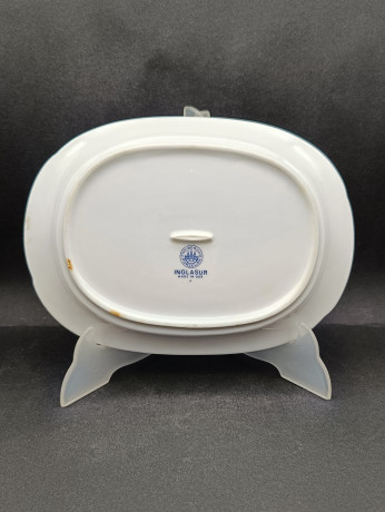 Поднос винтажный Freiberger / Inglasur "Белые цветы", с золотистым декором, фарфор, 23 х 17 см, ГДР, 1970-80гг.