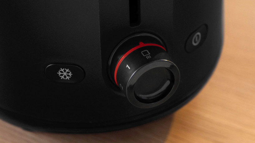 BOSCH BOSCH Toaster MyMoment TAT2M123, 2 Schlitze, fur 2 Scheiben, 950 W, integrierter Brotchenaufsatz, Auftaufunktion, Brotzentrierung, AutoOff  Тостер BOSCH MyMoment TAT2M123, 2 слота, на 2 ломтика, 950 Вт, встроенная насадка для хлеба, функция размороз