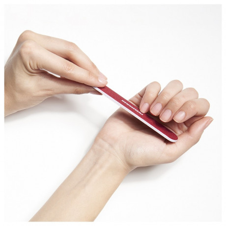 Tweezerman Merry Berry Manicure Kit  Маникюрный набор «Веселая ягода»