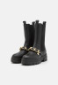 Tommy Hilfiger MONOCHROMATIC CHELSEA BOOT CHAIN Platform boots black MONOCHROMATIC CHELSEA BOOT CHAIN - Ботинки на платформе черный
