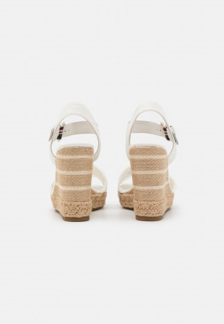Tommy Hilfiger Wedge sandals ecru босоножки на танкетке экрю