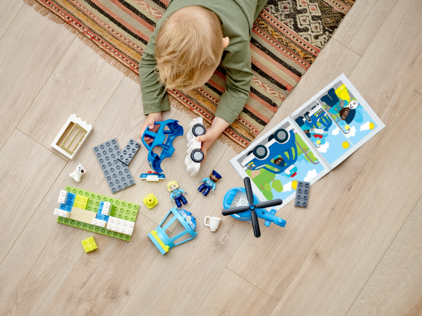 Lego Polizeistation mit Hubschrauber Полицейский участок с вертолетом