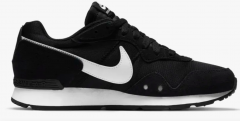 Nike Venture Runner Black EU 38, Кроссовки женские, черные, размер EU38/RU37