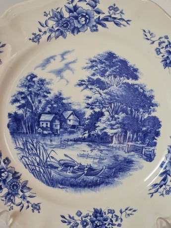 Sarreguemines Romantic France Набор Декоративных фарфоровых тарелок "Дом у пруда", 3 штуки, 25см, Франция, 1960-70гг.