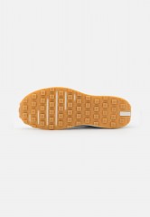 Nike Sportswear W WAFFLE ONE SE 2 Sneaker low phantom/light silver/white/light brown/sanddrift W WAFFLE ONE SE 2 кроссовки женские низкие фантом/светло-серебристый/белый/светло-коричневый/песочный песок