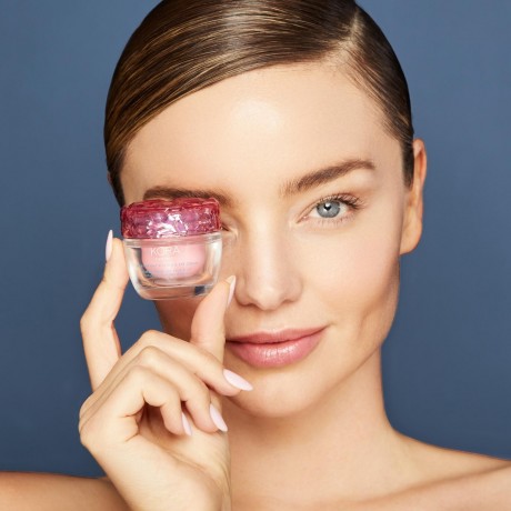 KORA Organics Berry Bright Vitamin C Eye Cream  Крем для кожи вокруг глаз Berry Bright с витамином С