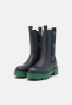 Tommy Hilfiger MONOCHROMATIC CHELSEA BOOT  Platform boots space blue MONOCHROMATIC CHELSEA BOOT Ботинки на платформе космический синий