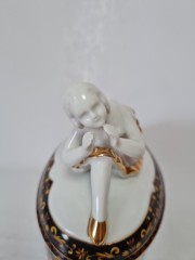 Винтажная Керамическая шкатулка "Балерина" с позолотой и росписью под хохлому, 16смx14см Германия, 1960-70гг.