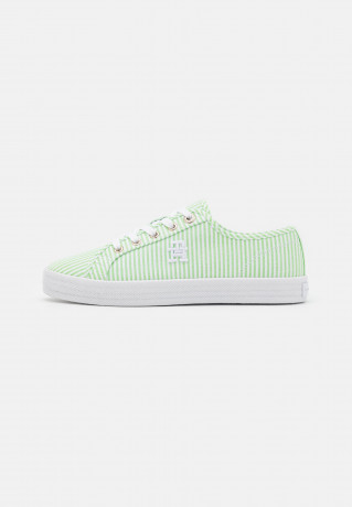 Tommy Hilfiger ESSENTIAL  Trainers seersucker/springlime ESSENTIAL Кроссовки Сирсакер / весенний лайм
