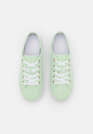 Tommy Hilfiger ESSENTIAL  Trainers seersucker/springlime ESSENTIAL Кроссовки Сирсакер / весенний лайм