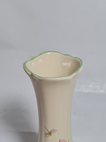 Ваза винтажная Royal Winton Staffor Dhire England, керамика с желто-розовым цветочным декором и светло-зеленой окантовкой, 13 x 6 см, Англия, 1960-70гг.