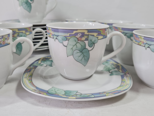 Сервиз чайный винтажный Winterling Kirchenlamitz / Maja с декором в пастельных тонах, фарфор, чайная пара - 9 шт., Германия, 1960-70гг.