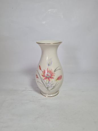 Ваза винтажная Royal Bavaria с цветочным декором, фарфор, 16.5 см, Германия, 1960-70гг.