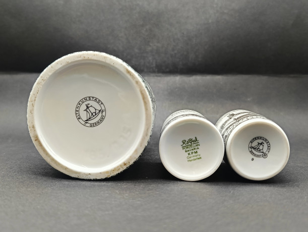 Графин и две рюмки винтажные Royal KPM Bavaria "Альтенкунштадт", черный декор, фарфор, Германия, 1960-70гг.