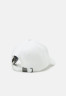 Tommy Hilfiger DOWNTOWN UNISEX Cap optic white DOWNTOWN UNISEX Кепка оптический белый