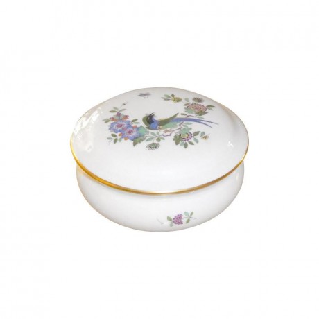 Meissen Meissen  'Neuer Ausschnitt - Indische Fels- Blumen- und Vogelmalerei 125 bunt mit Goldrand' Dose h: 5 cm / d: 10 cm Мейсен "Новый раздел - индийские скалы, цветы и птицы, роспись 125 красок с золотым ободком" шкатулка В: 5 см / Г: 10 см