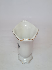 Ваза винтажная "Герб Остербурга, Альтмарк", белый фарфор  с позолоченным рельефным краем Plankenhammer, 7,5 x 11,5 x 12 см, Германия, 1960-70гг.