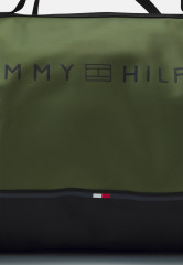 Tommy Hilfiger URBAN ESSENTIAL BARREL BAG UNISEX Holdall mentor green СУМКА URBAN ESSENTIAL BORREL BAG УНИСЕКС — дорожная сумка наставник зеленый