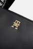 Tommy Hilfiger TOMMY LIFE TOTE Handbag black TOMMY LIFE TOTE Сумка черный