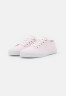 Tommy Hilfiger ESSENTIAL  Trainers seersucker/soothing pink ESSENTIAL Кроссовки Сирсакер/успокаивающий розовый