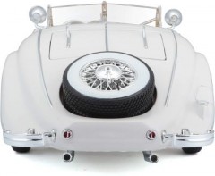 Maisto Modellauto Mercedes 500K Typ Specialroadster 1936 (weiss Модель автомобиля Mercedes 500K тип Specialroadster 1936 г. (белый
