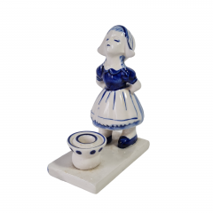 Подсвечник винтажный Elsava Holland с фигурой девочки, на одну свечу, фарфор, 12 х 9 см, Нидерланды, 1960-70гг.