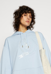 Tommy Hilfiger ICON RELAXED Hoodie Breezy Blue ICON RELAXED Толстовка с капюшоном Свежий синий