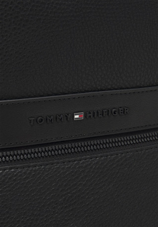 Tommy Hilfiger CENTRAL BACKPACK Rucksack black ЦЕНТРАЛЬНЫЙ РЮКЗАК Рюкзак черный